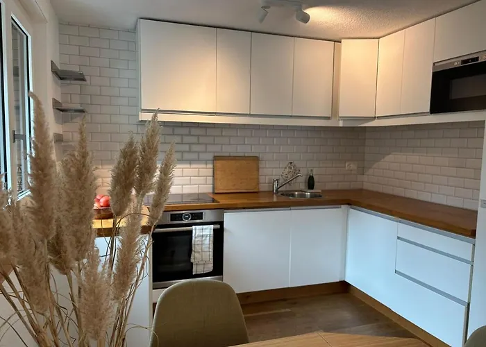 Apartment In - Laub *